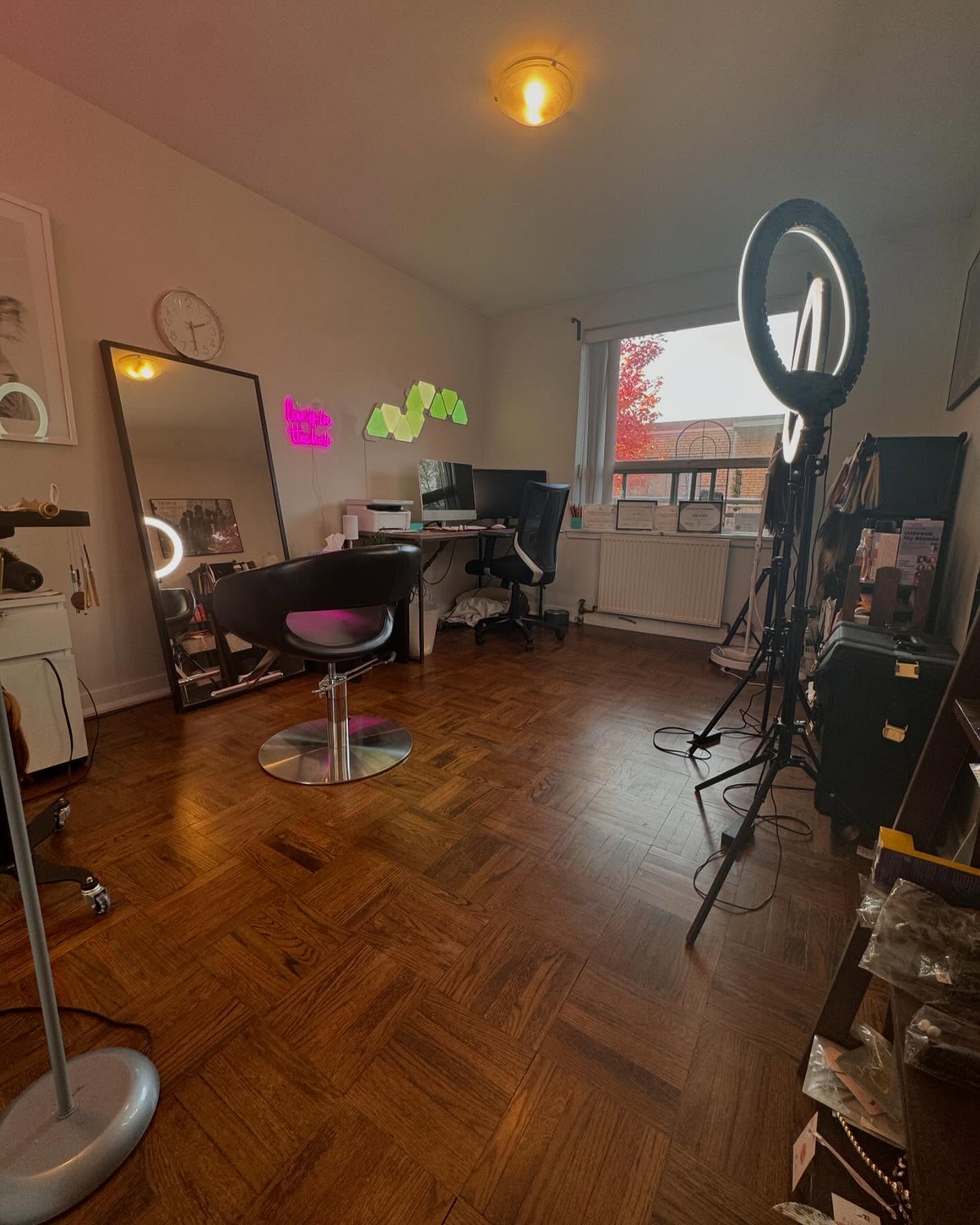 Extensions by Lisa Studio - Professional Hair Extension Services